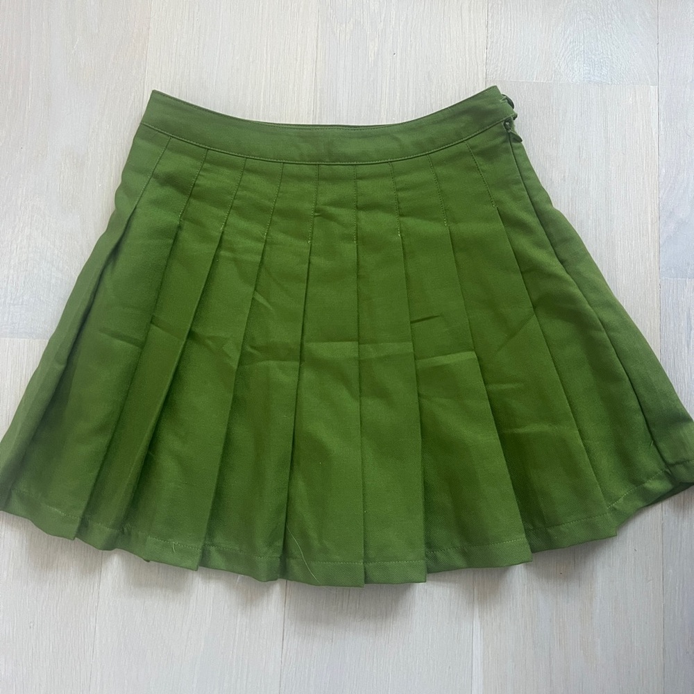 Forever 21 Green Pleated Mini Skater Skirt